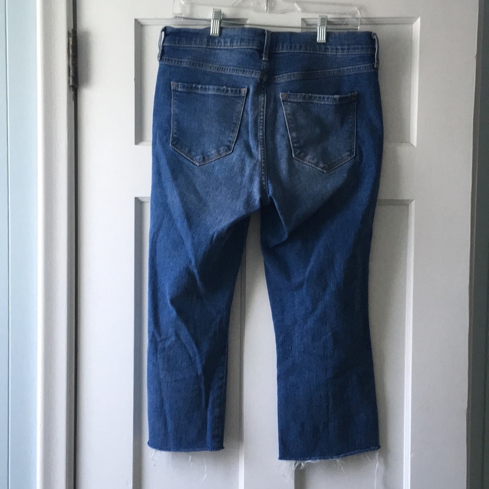 Old Navy flare ankle high-rise jeans - Picture 5 of 6